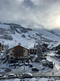 Vue du balcon de l’appartement