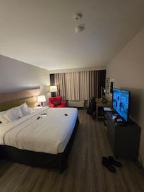 California king, larger TV, roomy, wonderful shower.