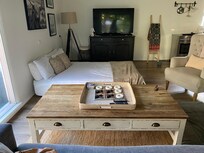 The room cluttered with a mattress on the floor. Just no!