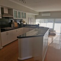 Fantastic kitchen.