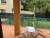 The view of the weeds