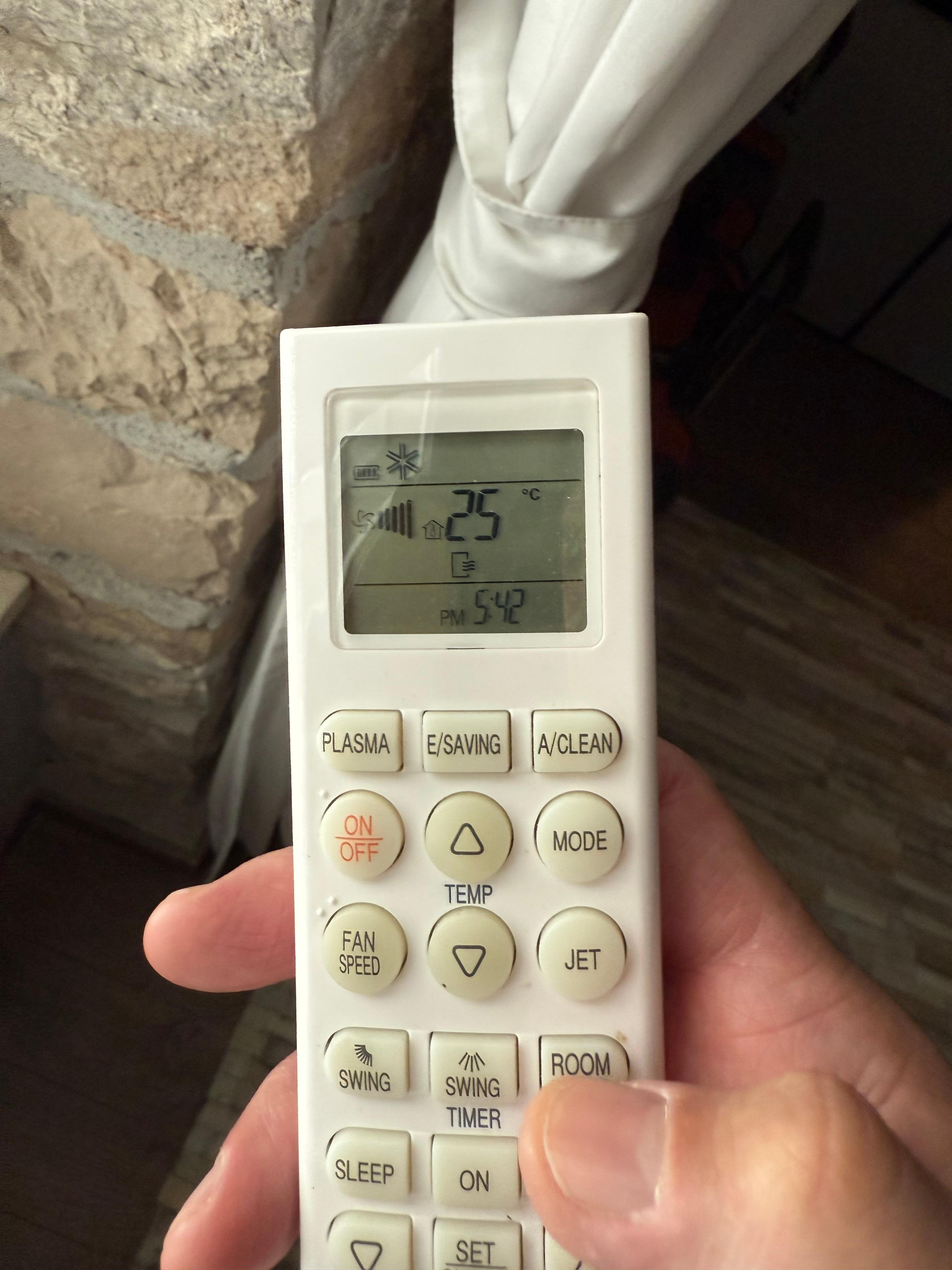 Room was set to 23 degrees and would never go below 25 at night.