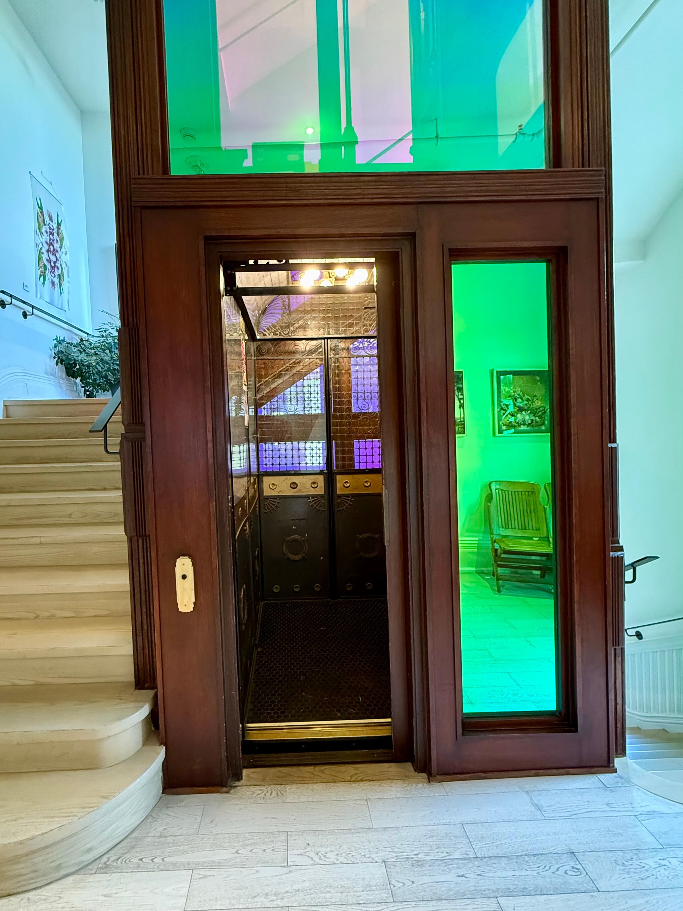 Elevator 