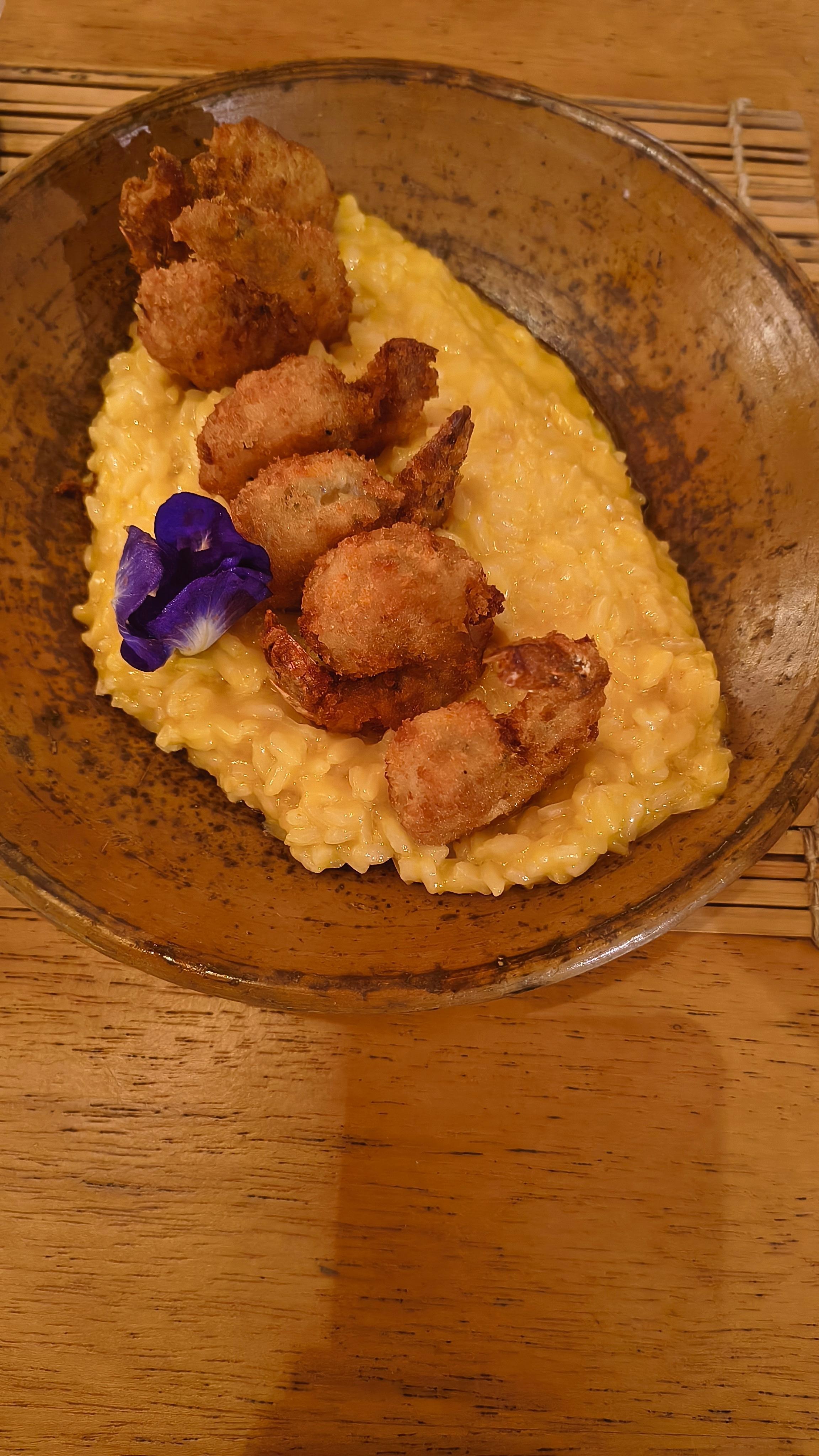 Risoto de Muqueca com Camarões Crocantes