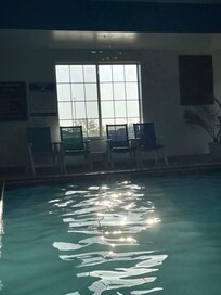 Su piscina muy limpia y amplia