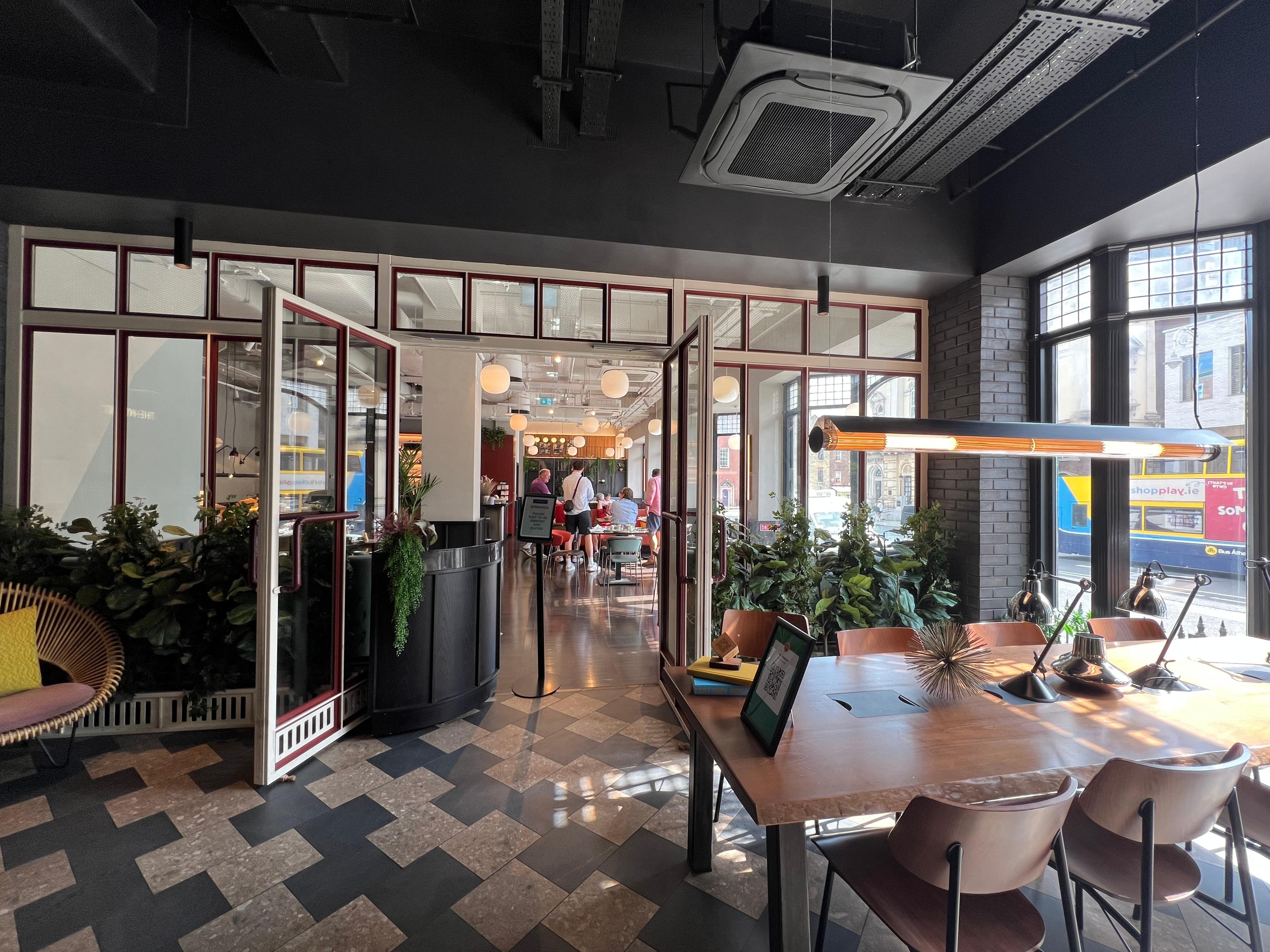 Breakfast area