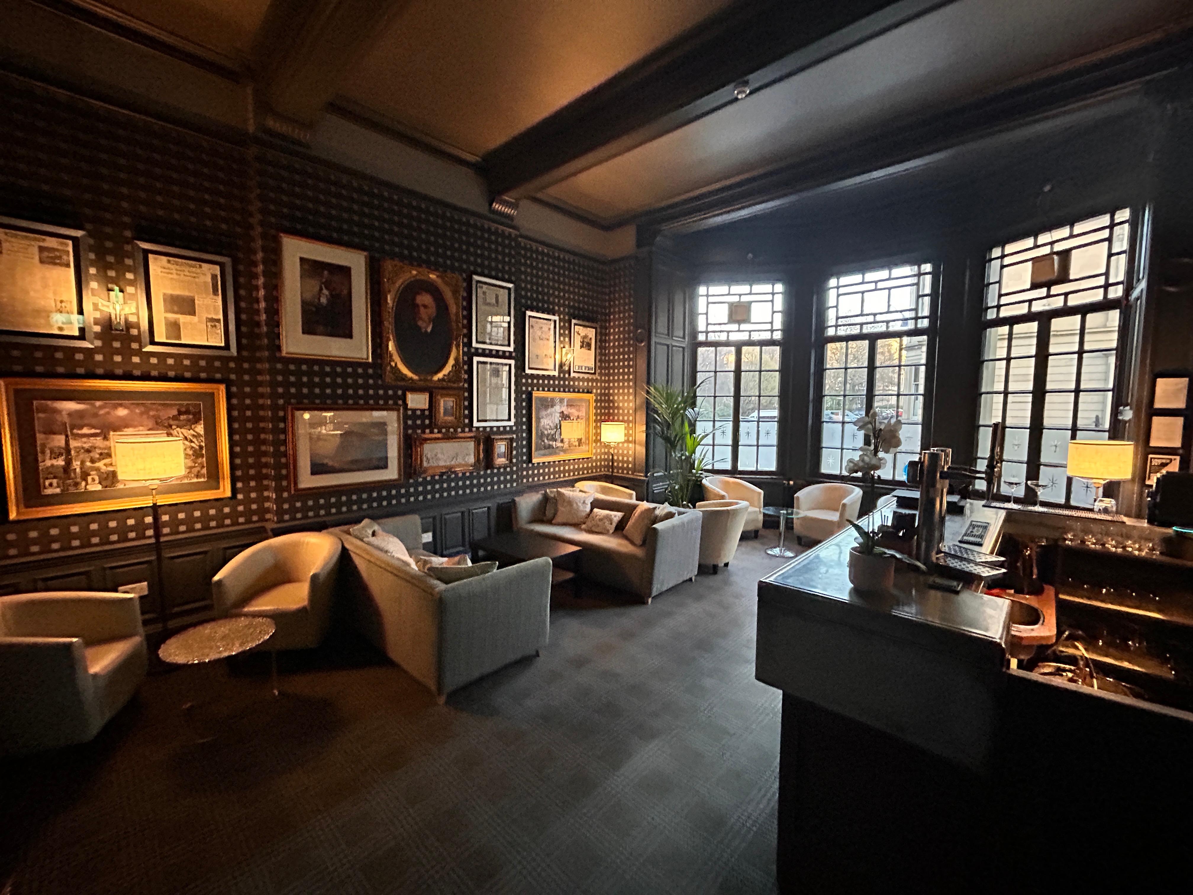 The main stair case in the lobby