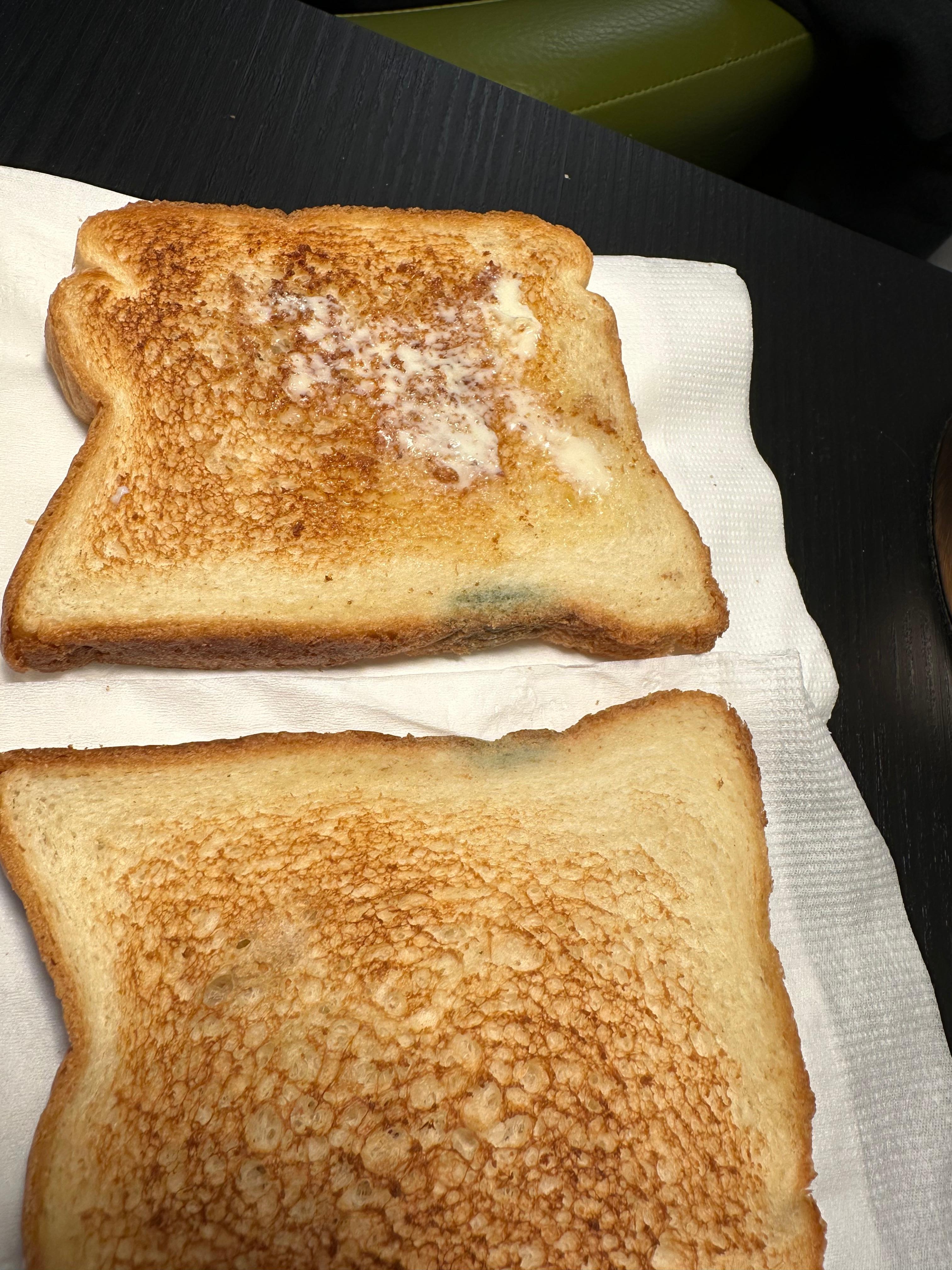 Moldy bread for breakfast 