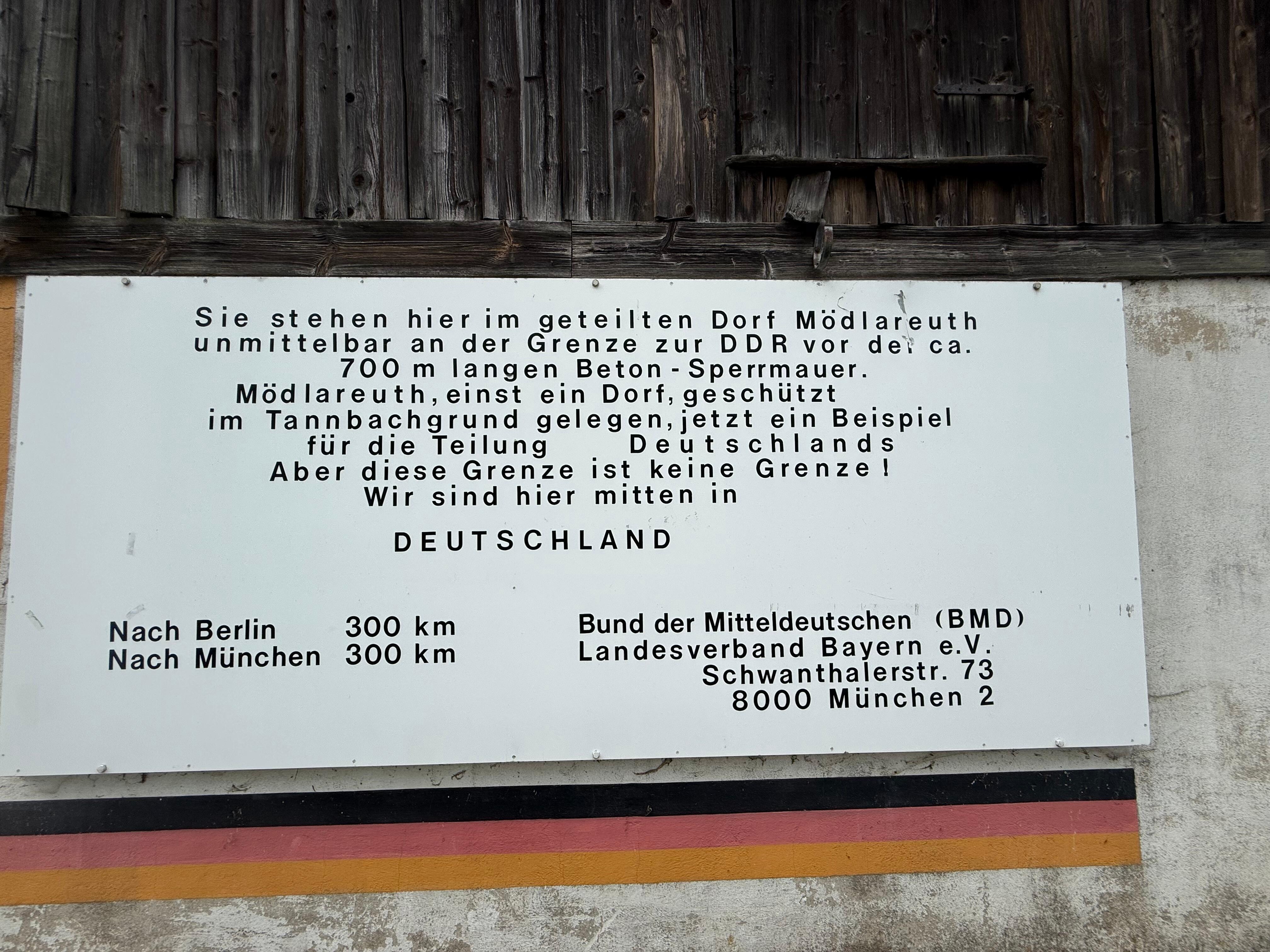 Deutsch-Deutsches Museum i Mödlareuth. Et meget spændende museum på den gamle grænse mellem Øst- og Vesttyskland. Byen var delt indtil murens fald.