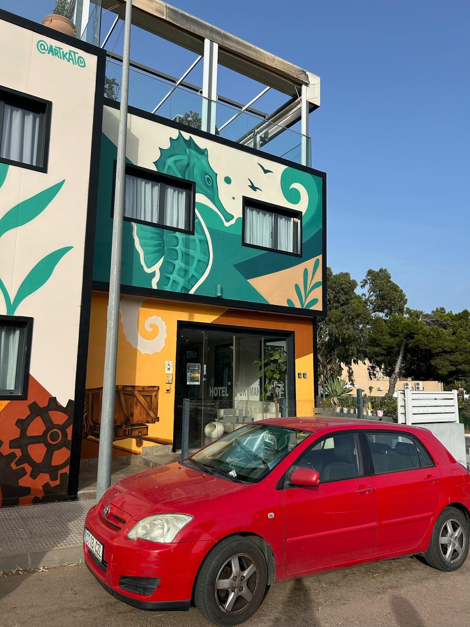Darling entrance