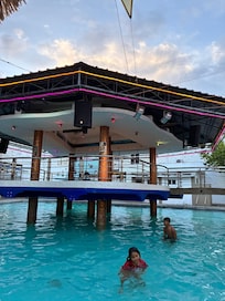 A picture of the pool and our kids playing before the buffet was served.
