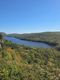 Lake of the Clouds