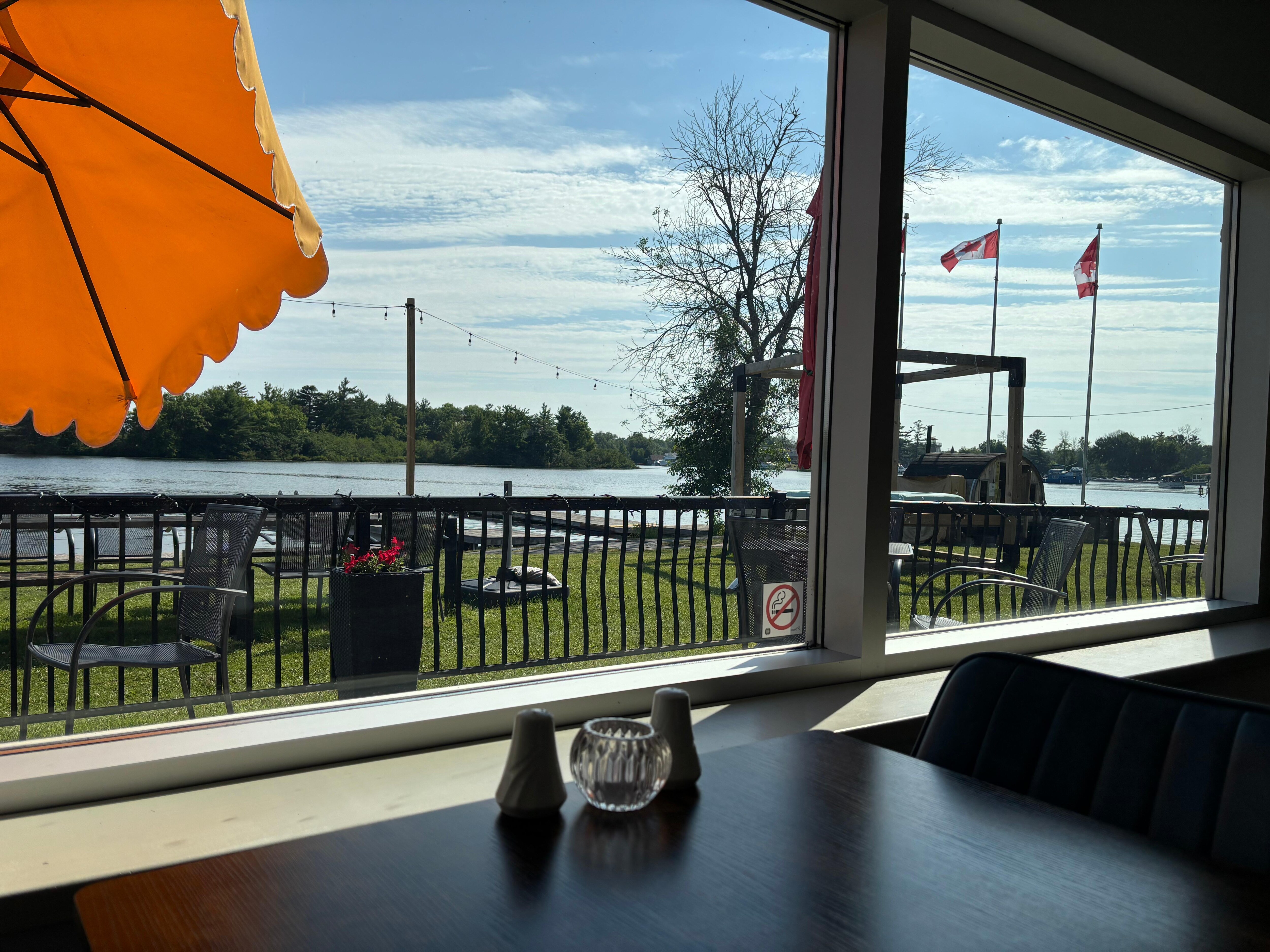 Restaurant view 