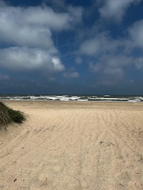 Weg zum Strand bei Utha Beach