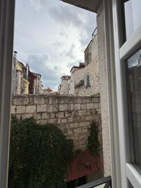 Jew from window