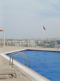 In december/januari VERWARMD zwembad