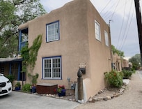 Casita in foreground