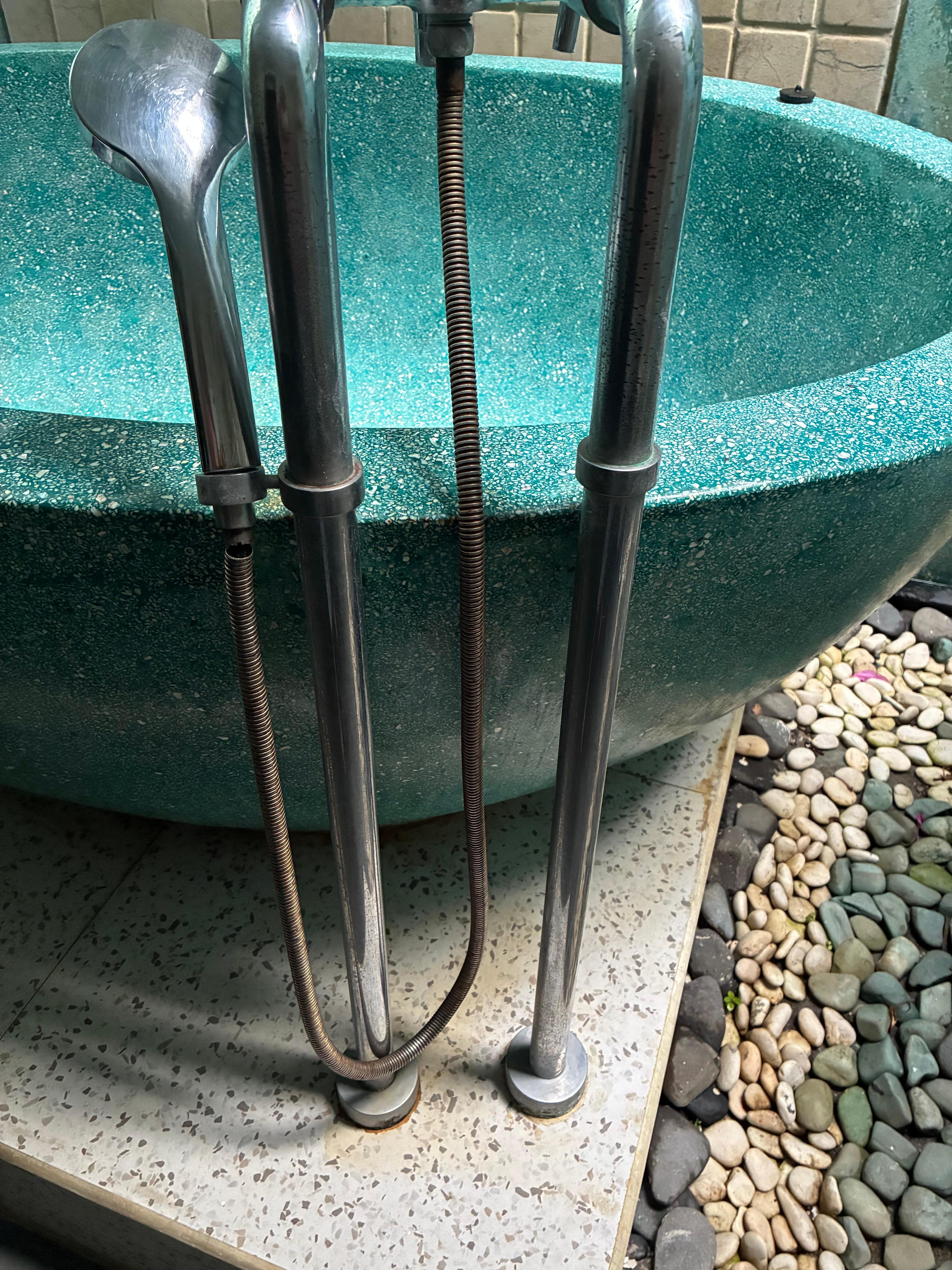 Tapwear rusty and not polished