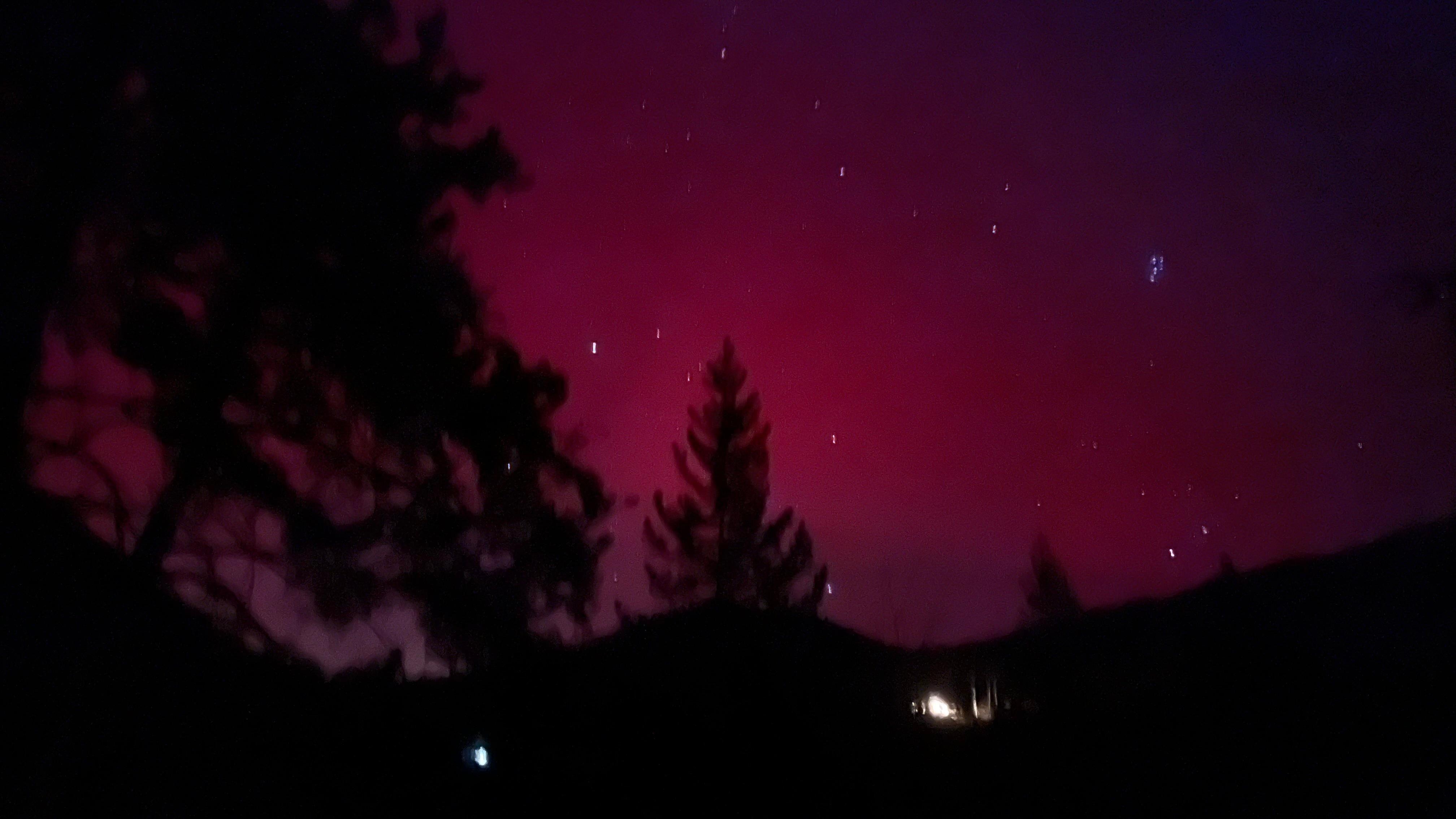 We saw the northern lights fluting our stay! 