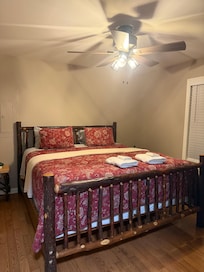 The bed is very comfortable and the sheets and bedspread smelled clean.