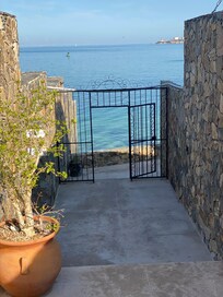 Beach access is just a few steps away.