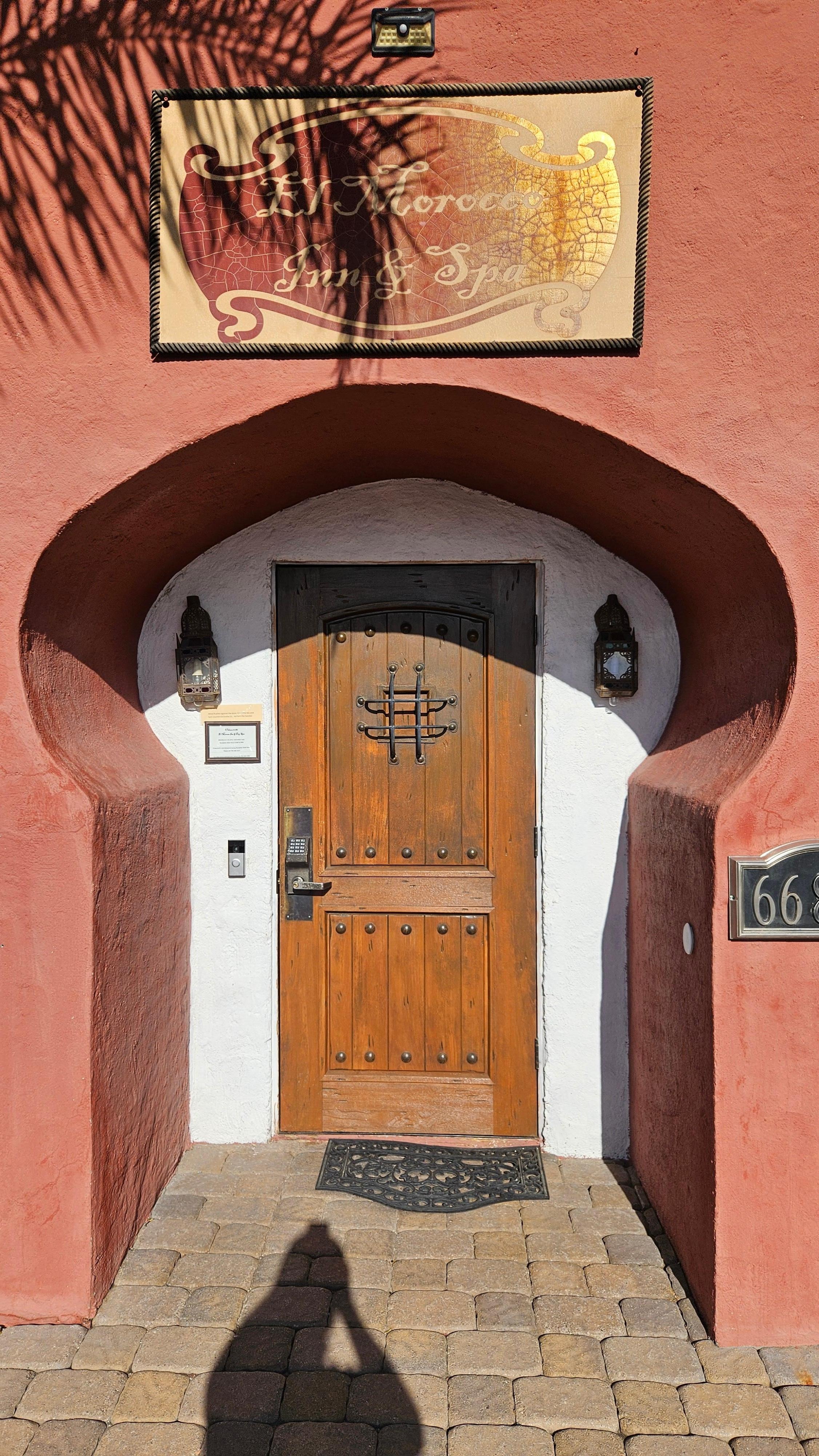 Front Door always locked bring your key when u leave!