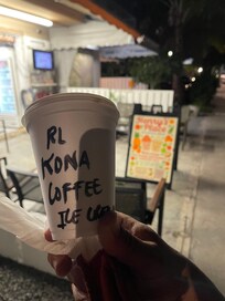 ホテルのロケーションが良い。中心街にたくさんのお店があります。