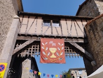entrée du village médiéval le Malzieu