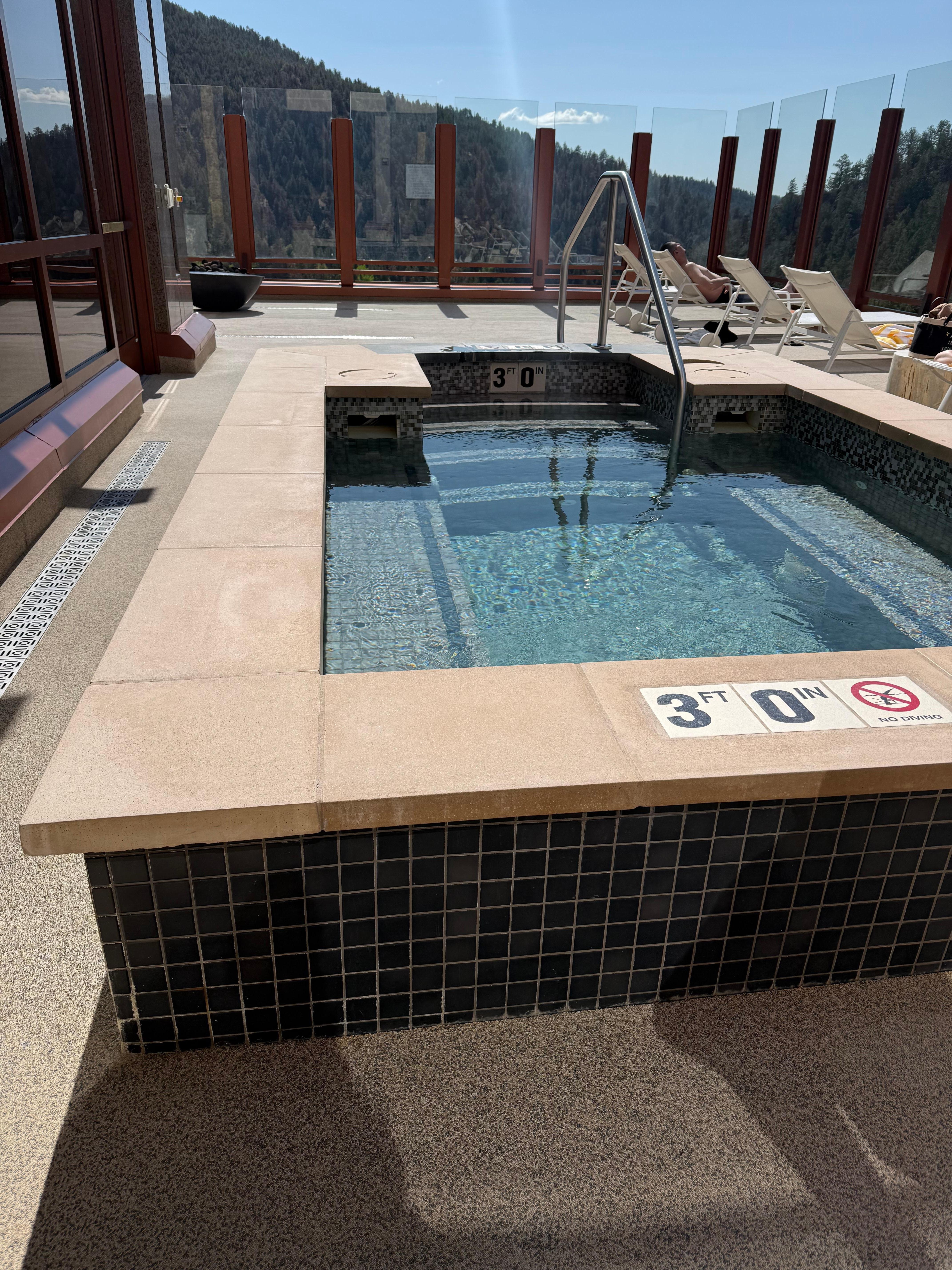 Outdoor hot tub
