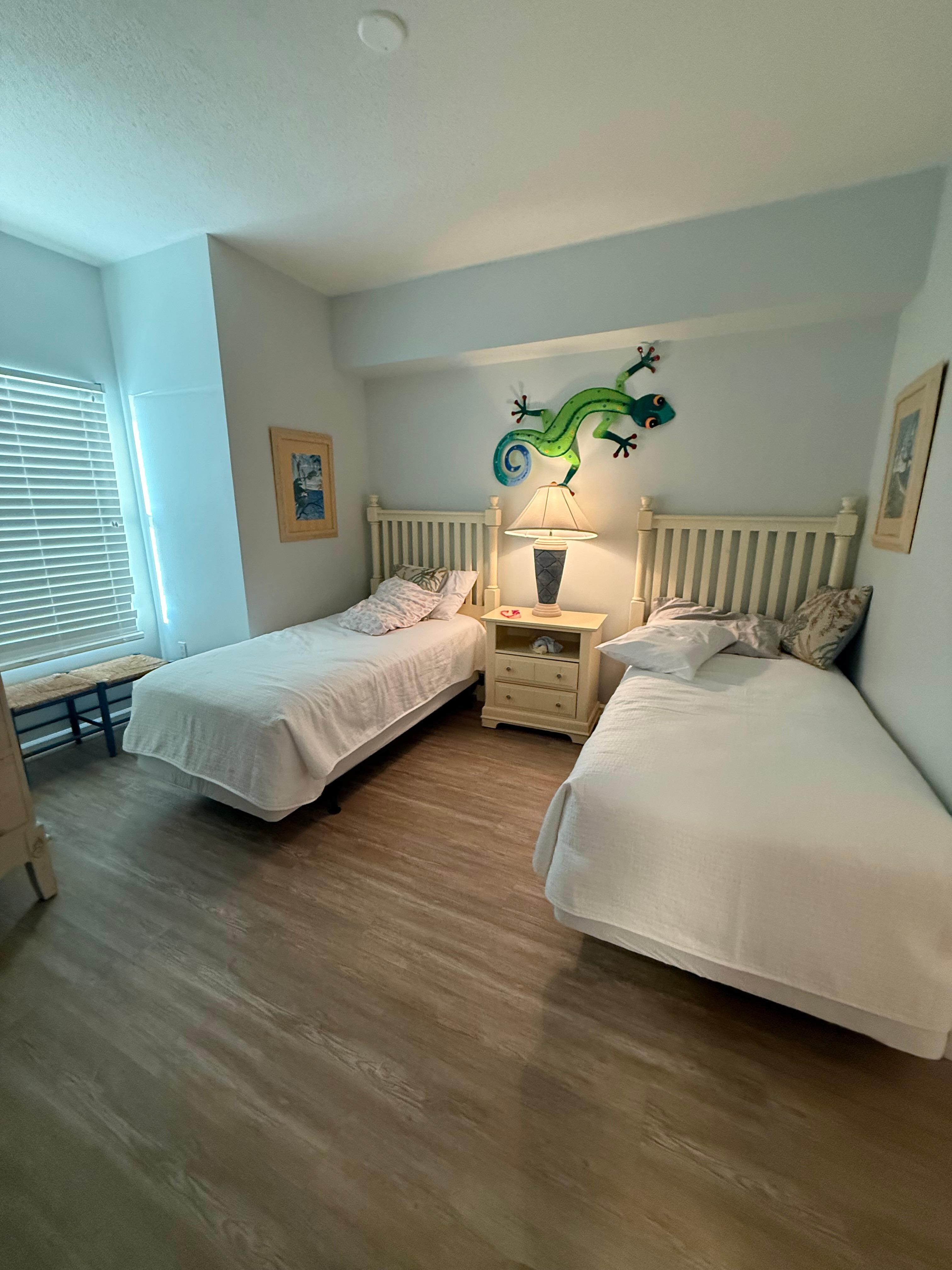 A great room for kiddos. Our in-laws were also comfy in this room! 