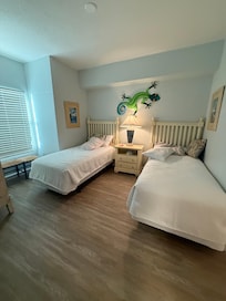 A great room for kiddos. Our in-laws were also comfy in this room!