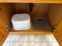 Scale and stool in bathroom. We used the stool all week for the boys to wash hands/brush teeth. Super helpful and thoughtful amenity!