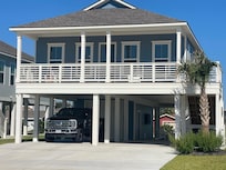 A picture with my huge truck I the parking. So much room to park!