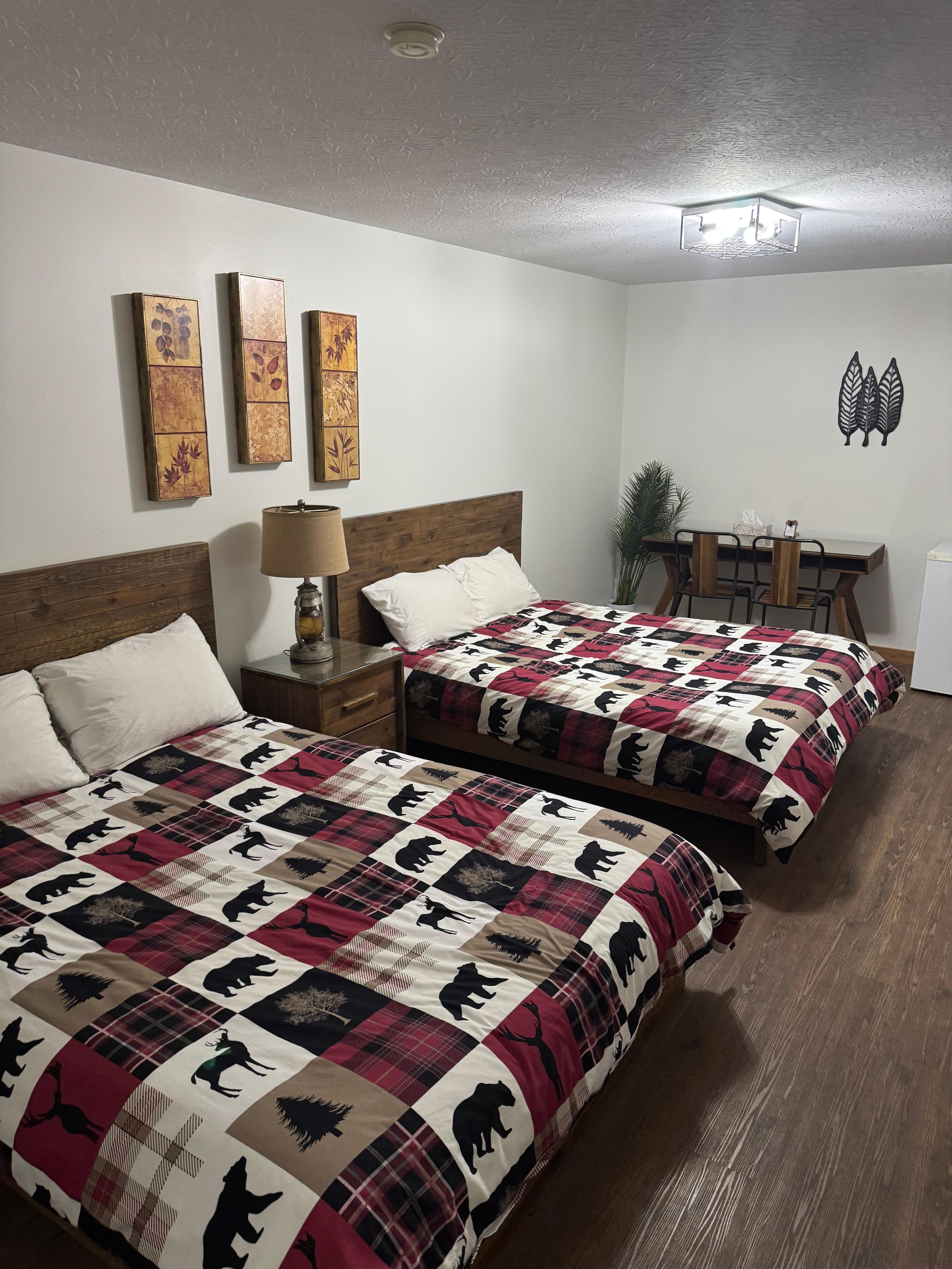 Two bedroom queen room. Very comfortable beds!