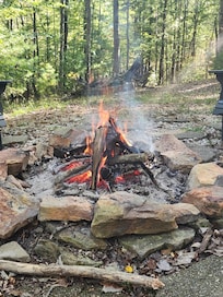 Outdoor firepit