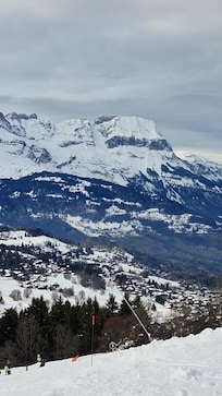 Station St Gervais après Combloux . Piste de la Princesse : piste de luge de 3 km
