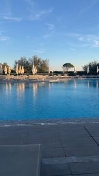 La piscine très belle et chauffée