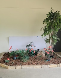 Cute little add to the pool area!