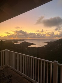 Sunrise view of Coral Bay