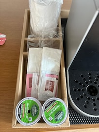 The coffee available in the room: 2 hazelnut - 1 already used
