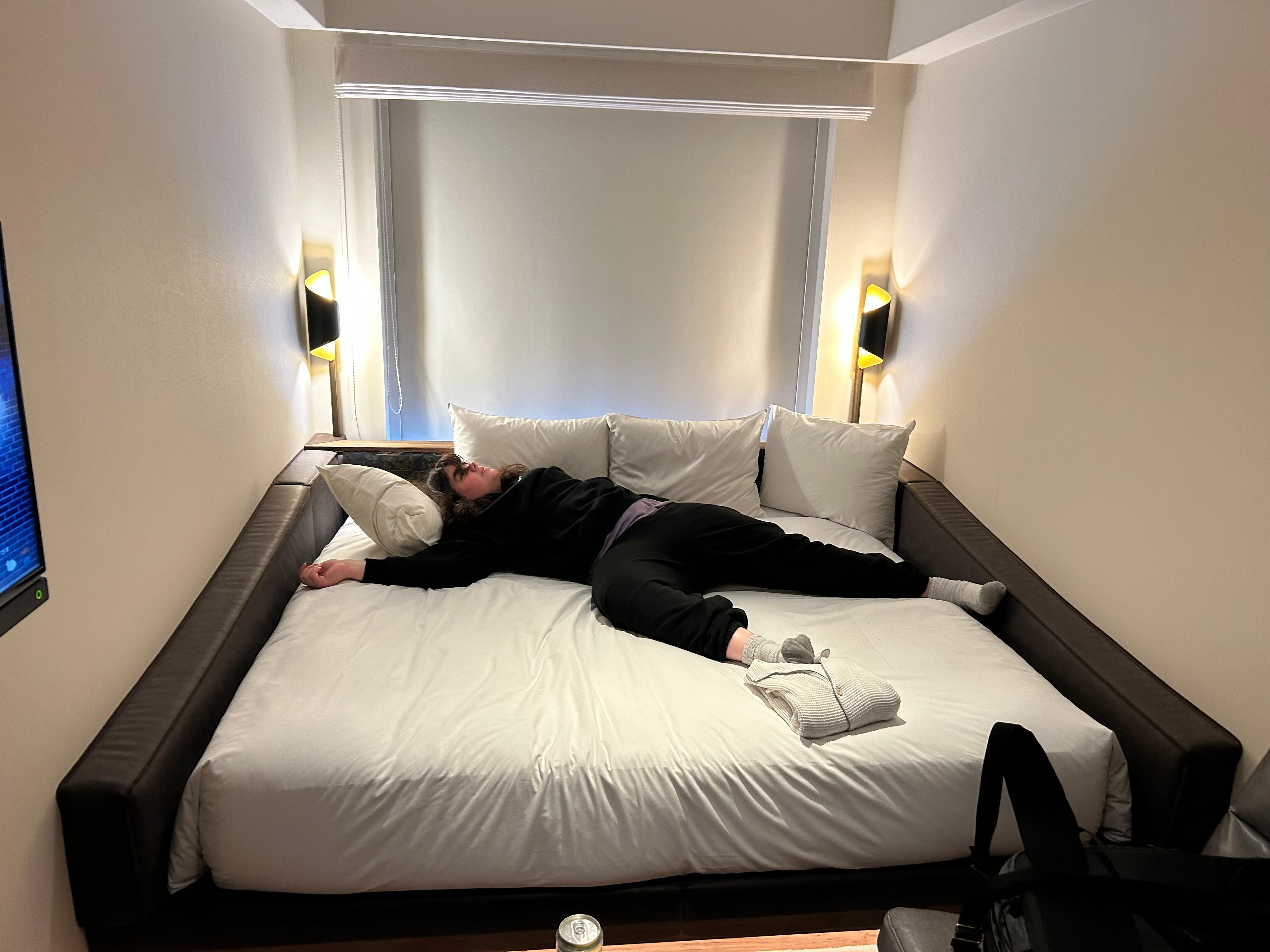 King size bed was comfortable 