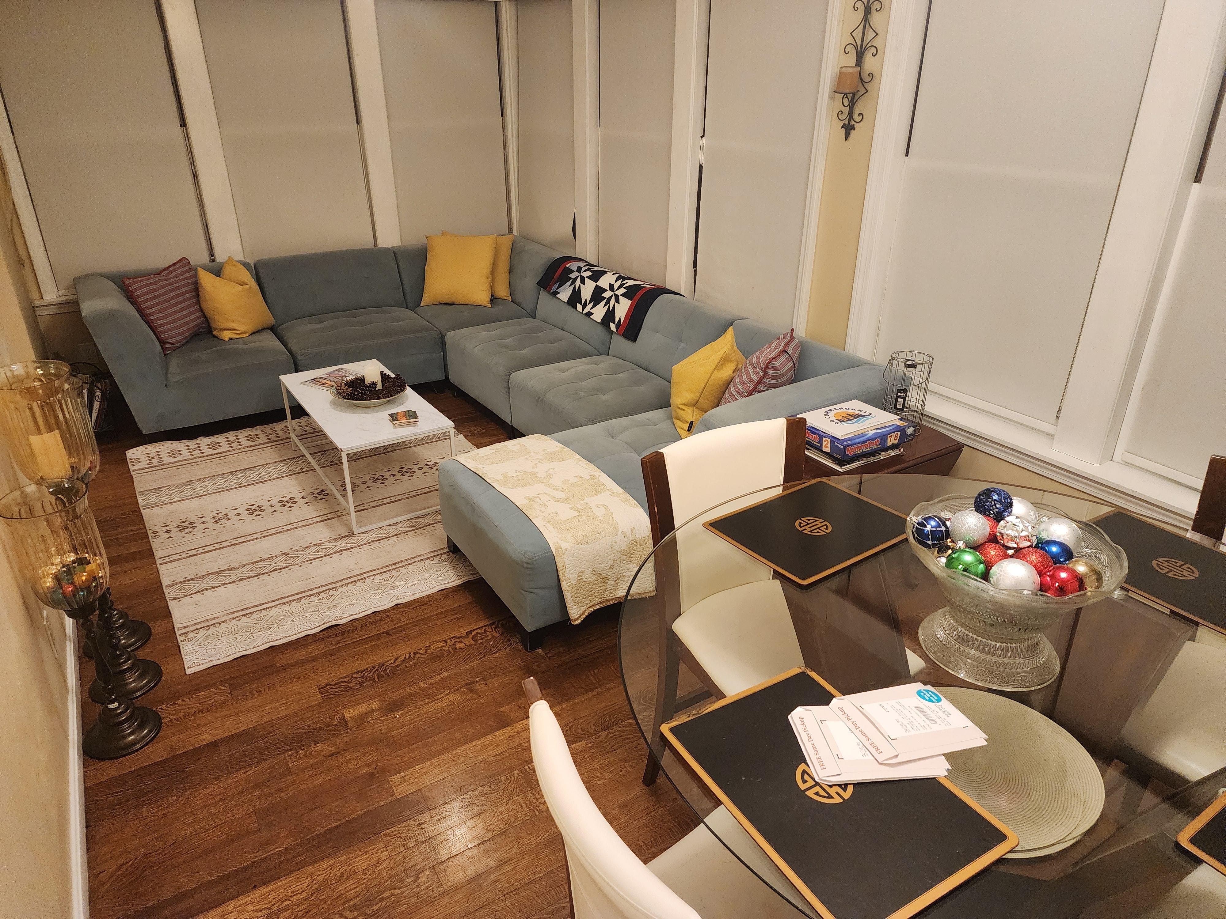 Sun room/Dining room