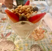 Delicious & so refreshing - banana, berries & granola parfait