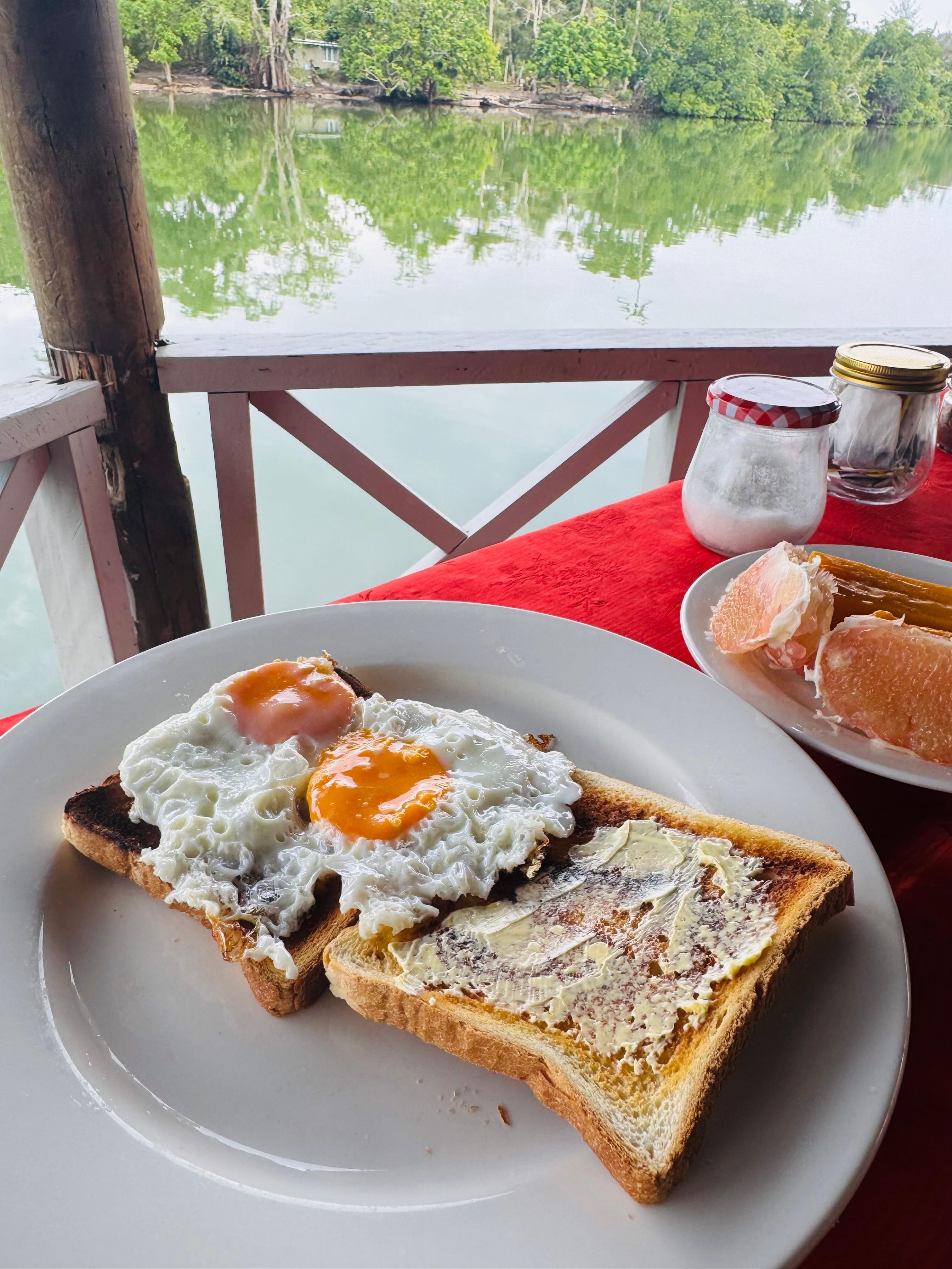 Free Breakfast