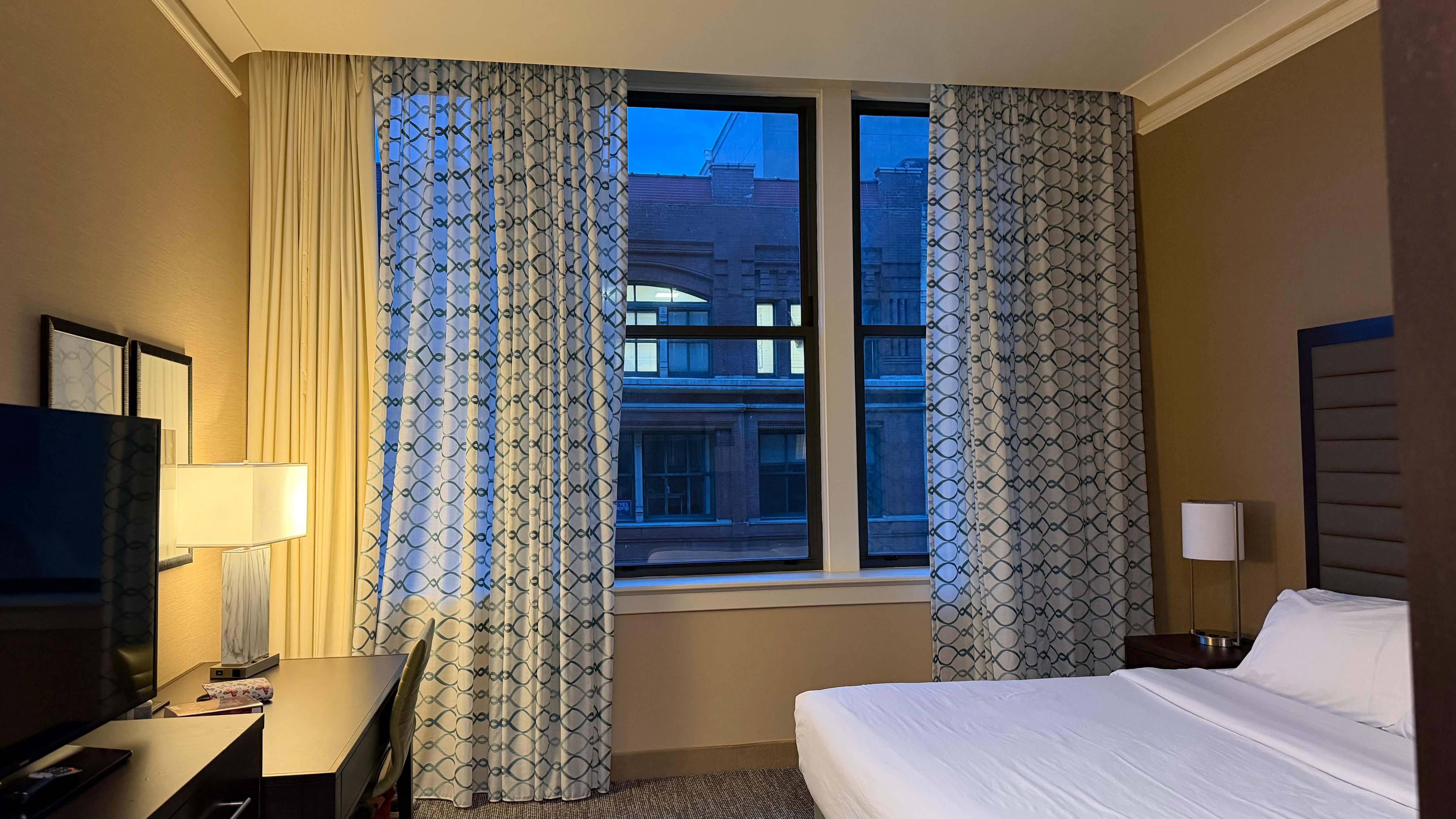 King Suite Views of St. Louis