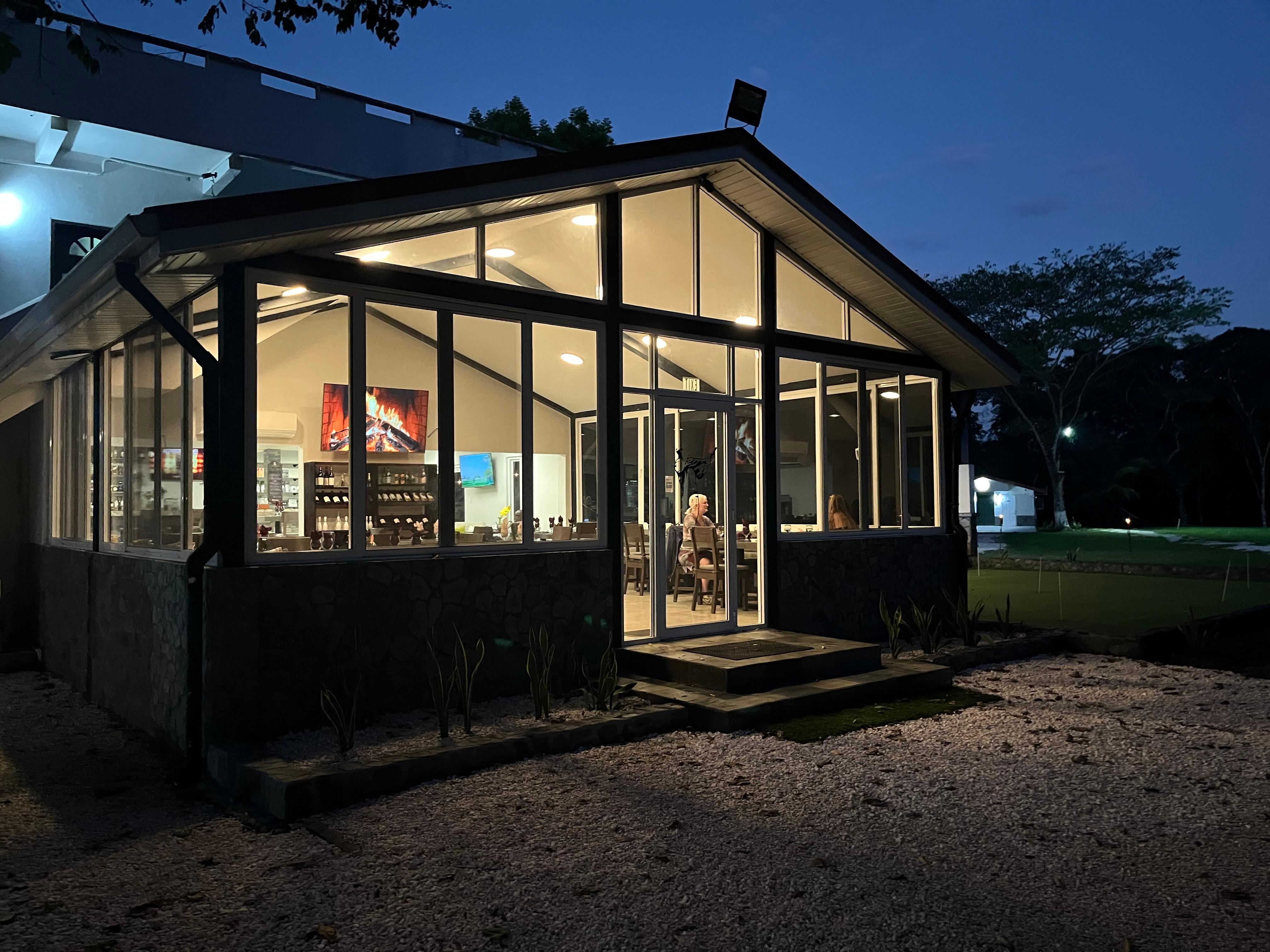 The dining room at dudk