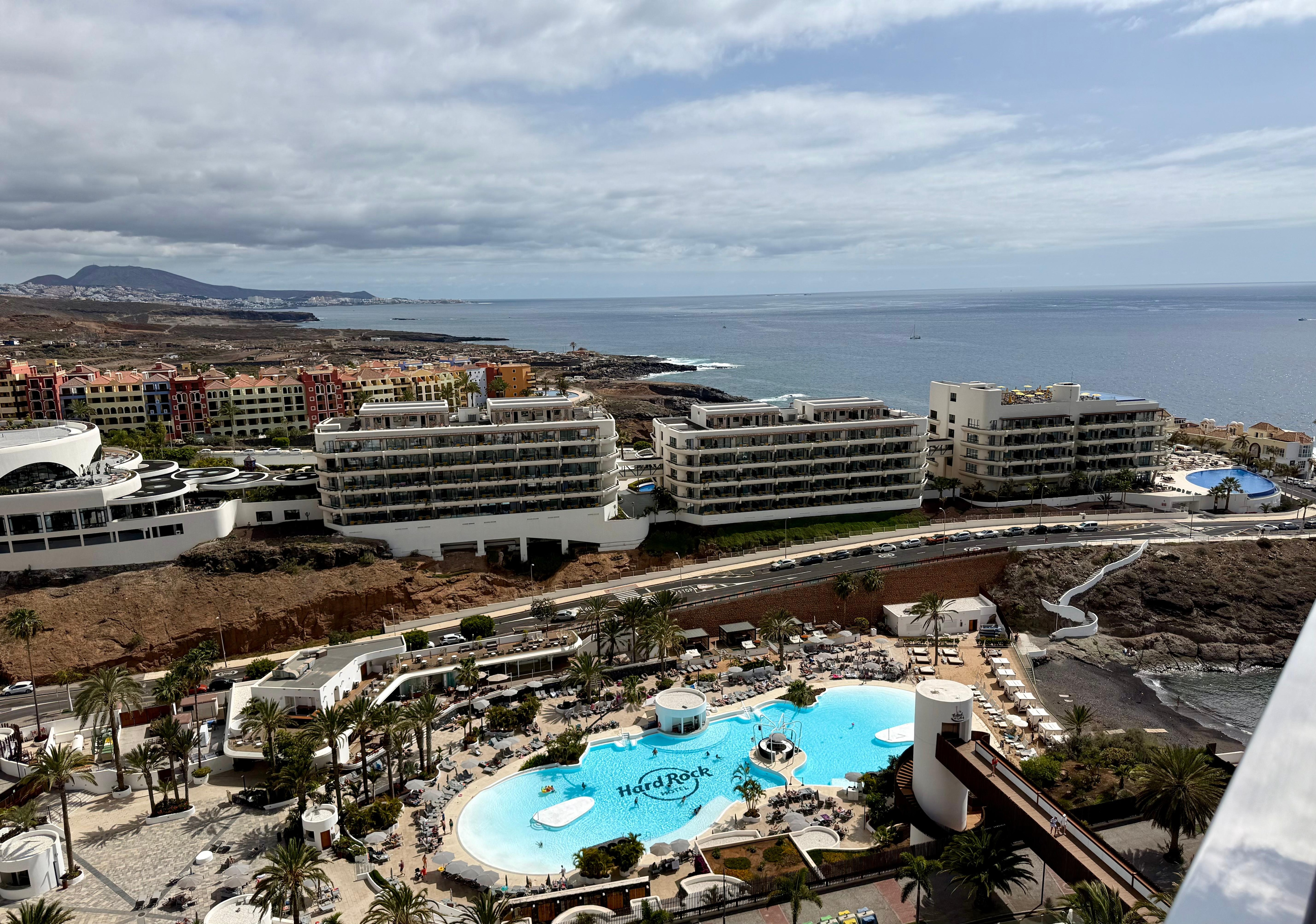 Lagoon Pool vom Balkon 10. Etage 1. Tower 