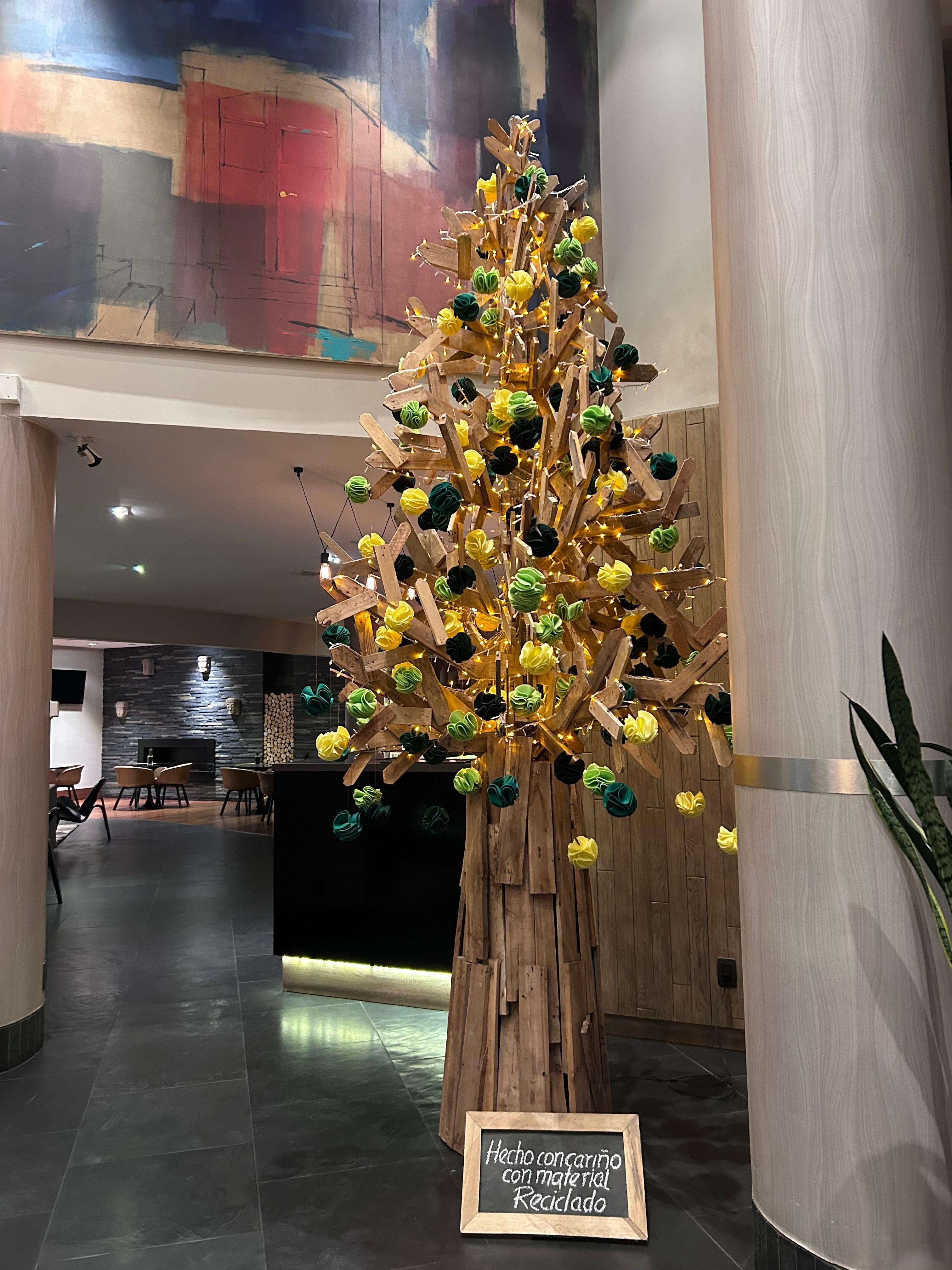 Árvore de Natal no saguão 