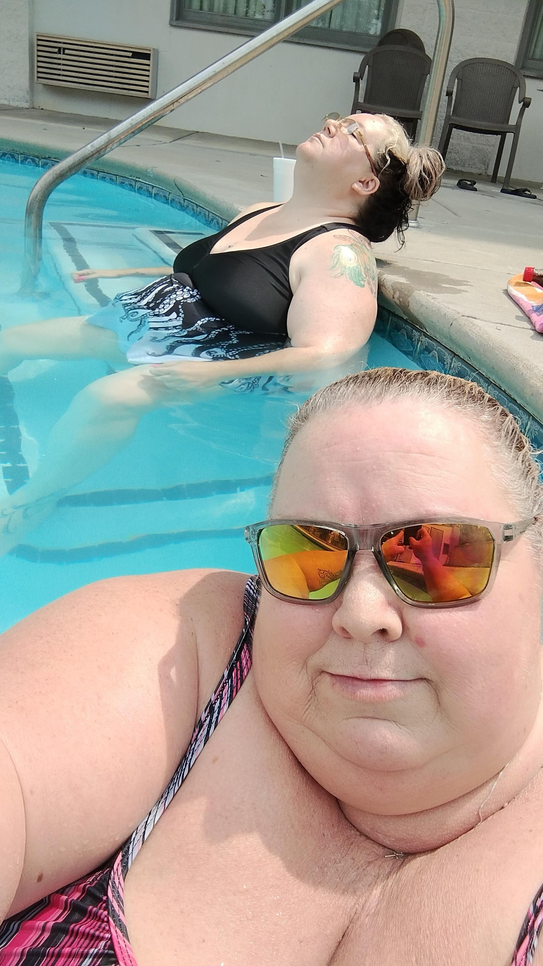 Pool at motel 