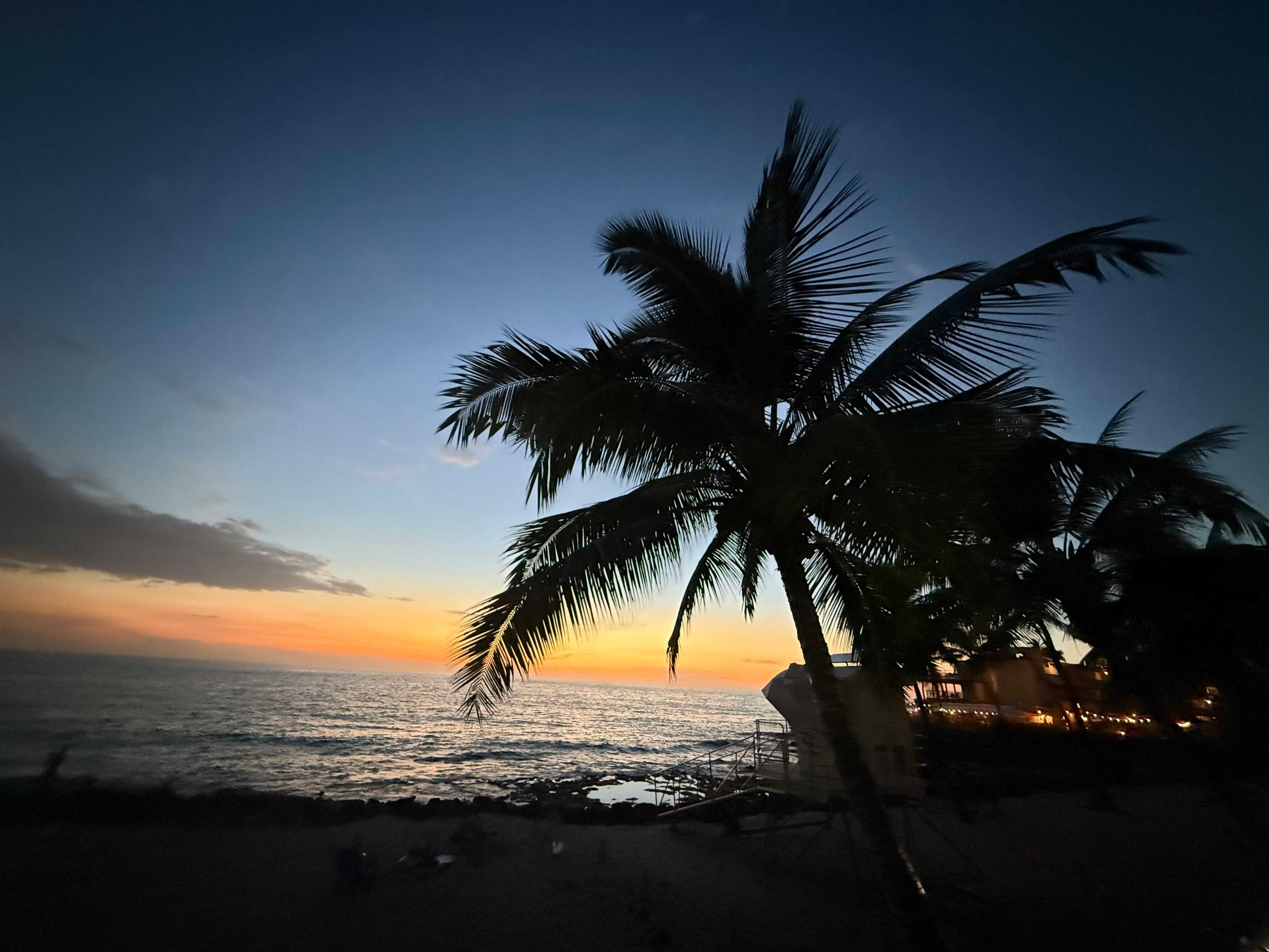 Sunset across the street 